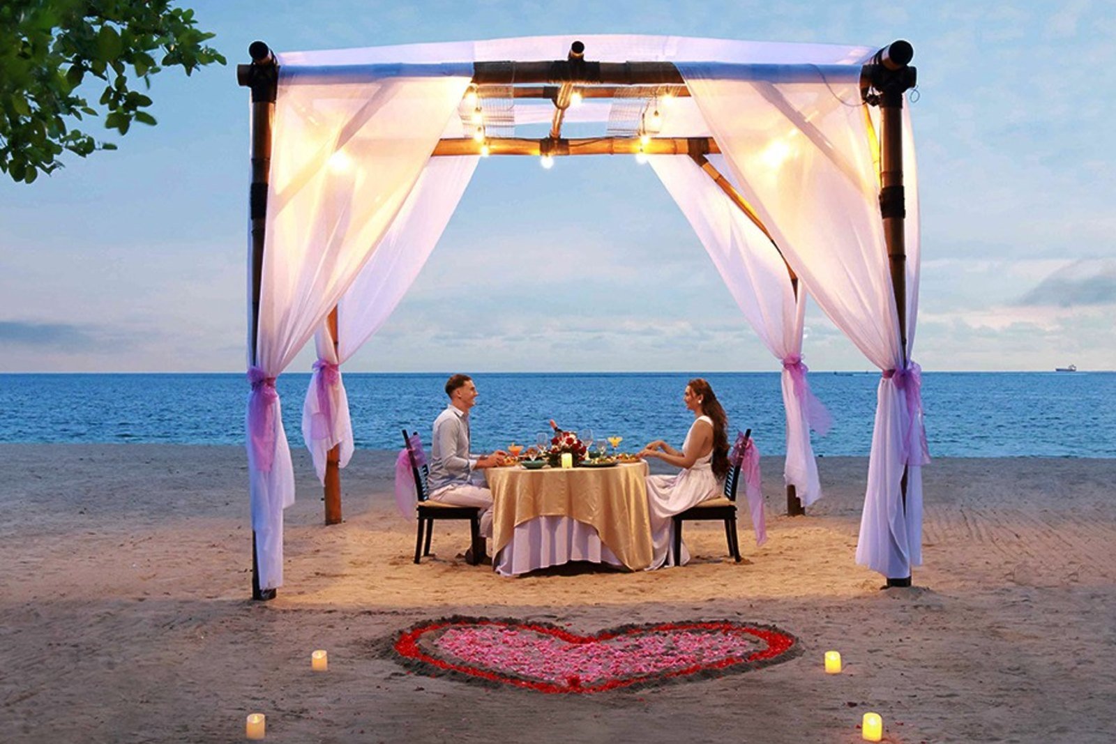 Romantic Shores Package Main Image